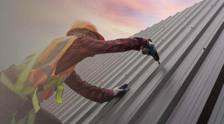 Professional gutter cleaning in Vinton, LA